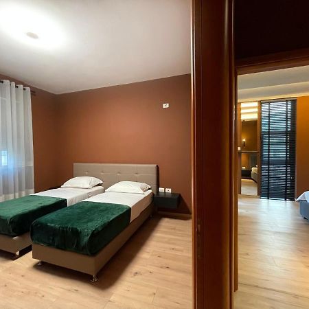 The Brownie Apartment Vlora Kültér fotó